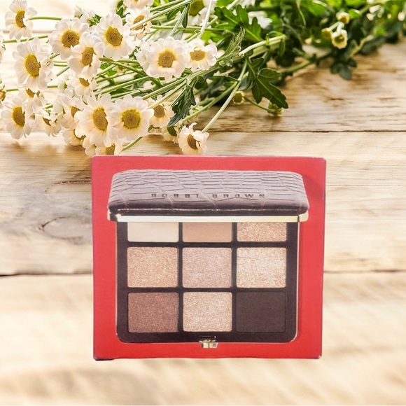 NWT Bobbi Brown Warm Glow Eye Palette - Picture 3 of 7